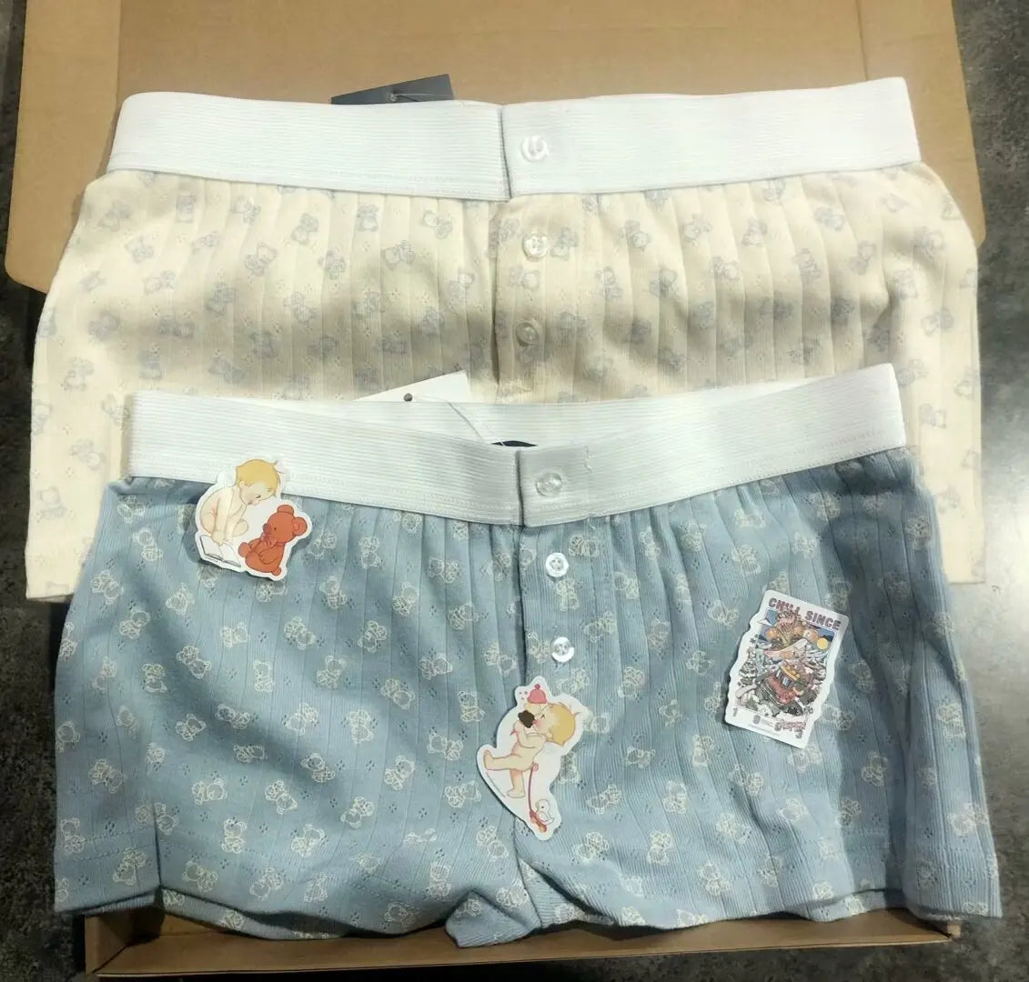 Collection of 40968451063888|40968451129424 in a gallery layout