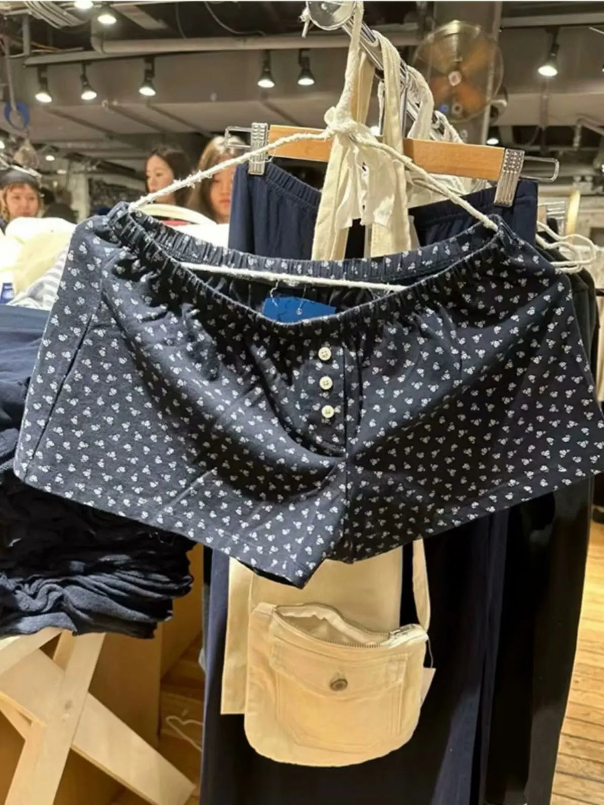 Collection of 40968451358800 in a gallery layout