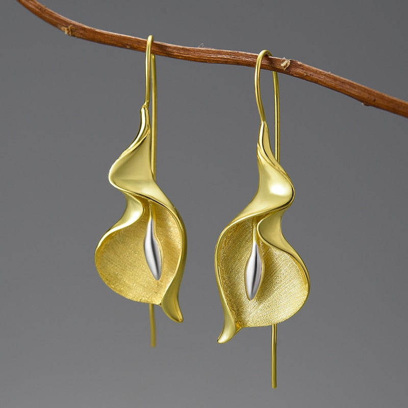 18K Gold Long Hanging New Calla Lily Flower Dangle Earrings