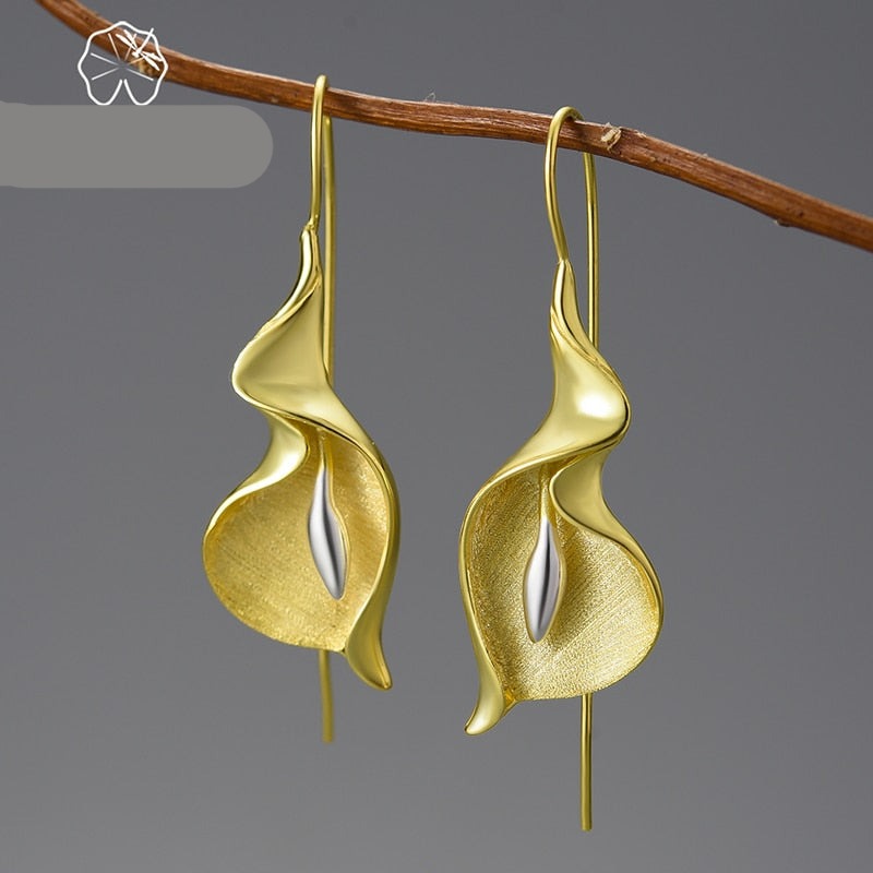 18K Gold Long Hanging New Calla Lily Flower Dangle Earrings