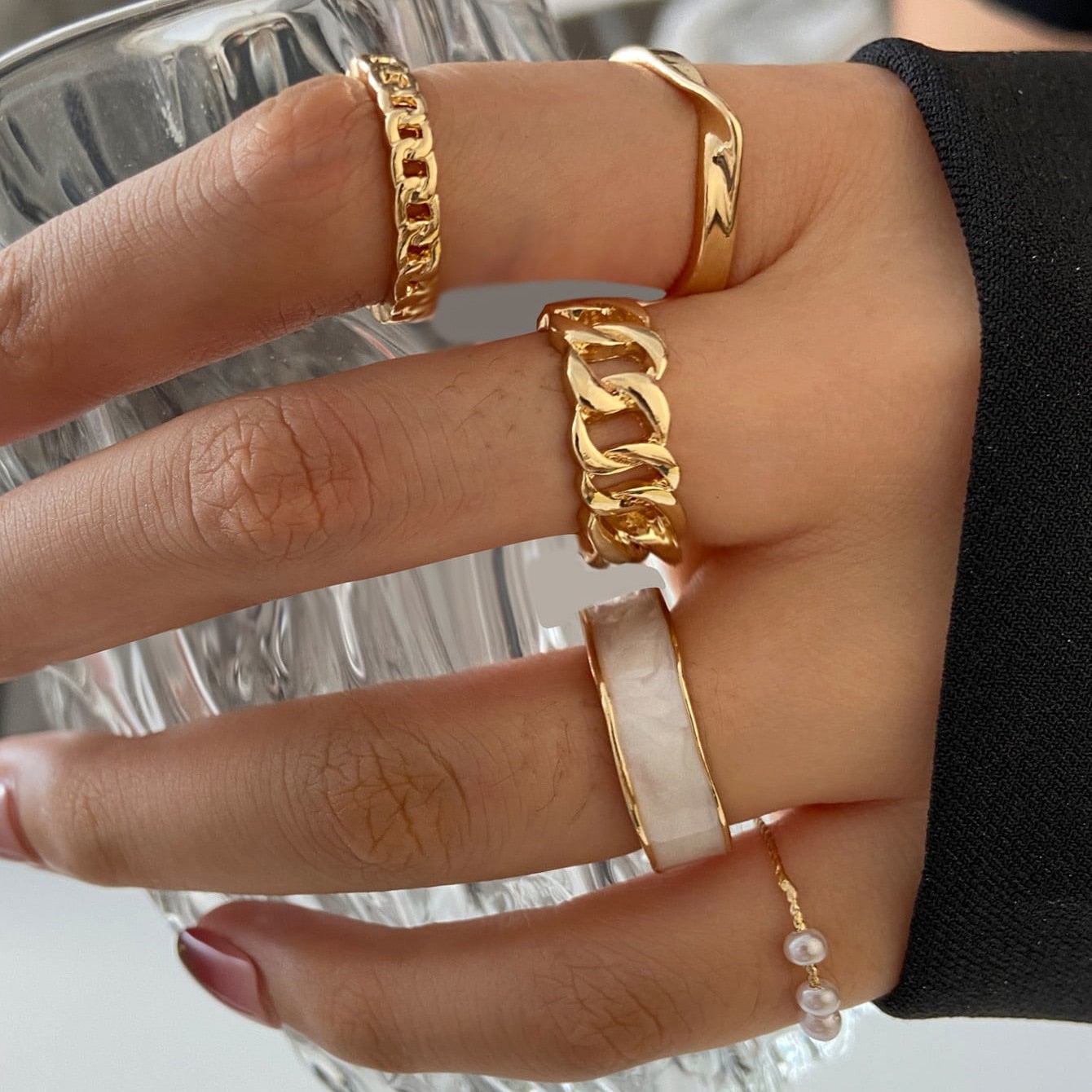 Gold Color Round Hollow Geometric Rings